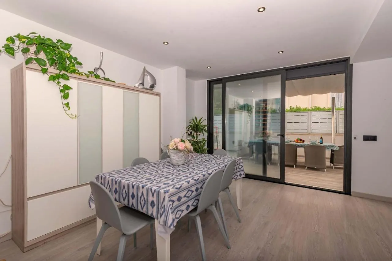 Villa Tania By Sealand Villas Can Picafort  Spain