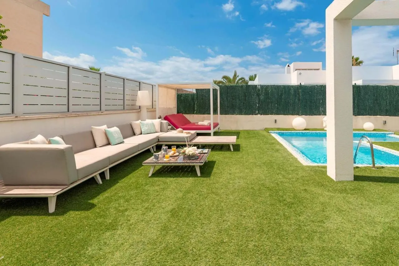 Villa Tania By Sealand Villas Can Picafort  Spain